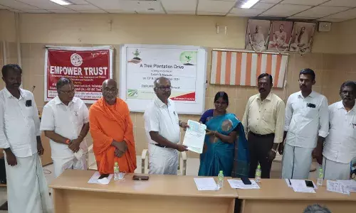 திருவேடகம் விவேகானந்தா கல்லூரியில் புரிந்துணர்வு ஒப்பந்தம் கையெழுத்தானது