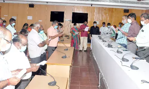 விழுப்புரம் கலெக்டர் தலைமையில் சமூக நீதி நாள் உறுதி மொழி