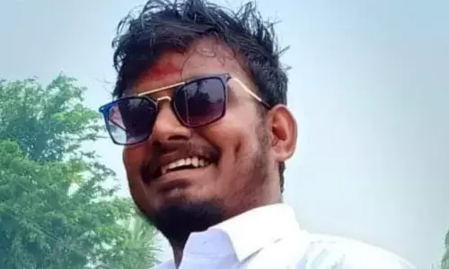 ஒரத்தநாடு அருகே டூ வீலர் நேருக்குநேர் மோதல்: வாலிபர் உயிரிழப்பு