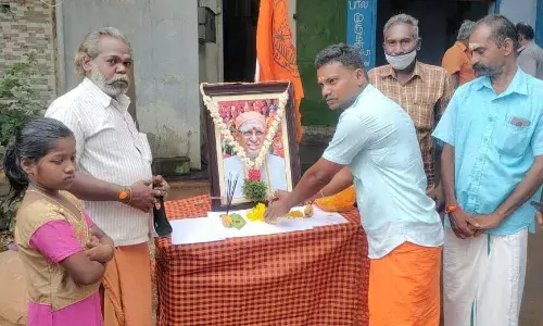 சங்கரன்கோவிலில் இராமகோபாலன் பிறந்தநாள்: இந்து முன்னணியினர் மரியாதை