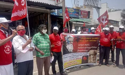 பவானியில்  பா.ஜ.க. அரசை கண்டித்து கம்யூனிஸ்ட் கட்சியின் பிரச்சார இயக்கம்