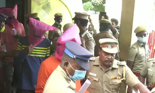 வாணியம்பாடி கொலை வழக்கு: குற்றவாளிகள்  வாணியம்பாடி நீதிமன்றத்தில் ஆஜர்