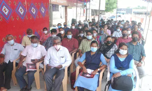 ரயில்வே துறையை தனியார் மயமாக்கப்படுவதை கண்டித்து ரயில் டிரைவர்கள் உண்ணாவிரதம்