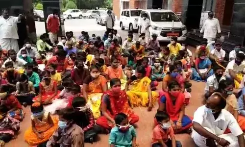 ஜாதிச்சான்றிதழ் கேட்டு கலெக்டர் ஆபீஸில் மலைவாழ் மக்கள் திடீர் தர்ணா