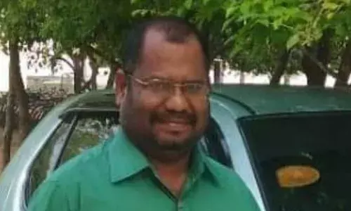 தர்மபுரி: பைக் மீது லாரி மோதியதில் அரசு பள்ளி ஆசிரியர் பலி