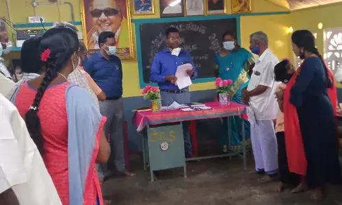 இலங்கை தமிழர் மறுவாழ்வு முகாமில் ஆய்வு