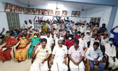 மாற்றுக்கட்சியினர் 200க்கும் மேற்பட்டோர் திமுகவில்  ஐக்கியம்