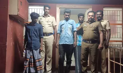 சிறுமியை தூக்கிச்சென்று பாலியல் பலாத்காரம் செய்த 3 இளைஞர்கள் கைது