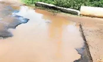 செய்யாறில் முழுமை பெறாத சிறு பாலம் பணி: வாகன ஓட்டிகள் கடும் அவதி
