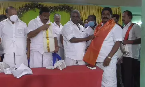 வாணியம்பாடியில் உள்ளாட்சி தேர்தல் திமுக வேட்பாளர்கள் அறிமுக கூட்டம் நடைபெற்றது