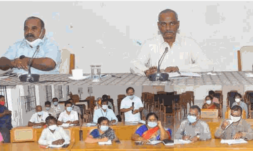நடமாடும் வாகனங்கள் மூலம் கொரோனா தடுப்பூசி செலுத்தும் பணி தொடக்கம்