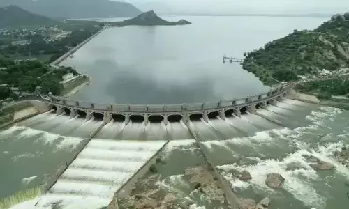 மேட்டூர் அணைக்கு நீர்வரத்து 9,875 கன அடியாக அதிகரிப்பு