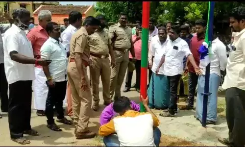 காரைக்குடியில் பாஜக கொடிக்கம்பத்தை அகற்றிய போலீசார் - பரபரப்பு