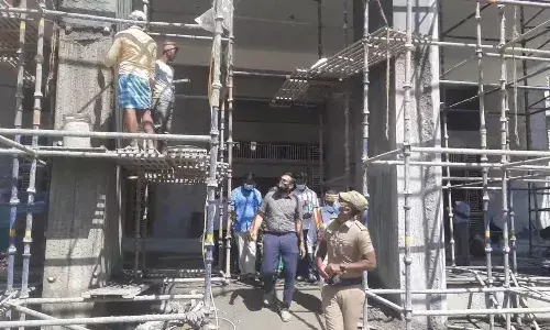 நாகை மருத்துவக்கல்லூரி கட்டுமானப்பணி: கலெக்டர் நேரில் ஆய்வு