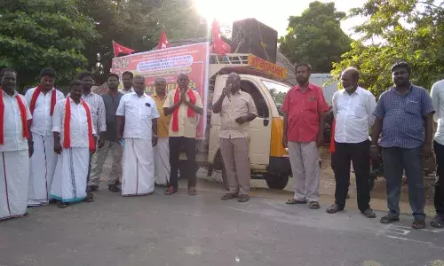 ஒலக்கூர் ஒன்றியம் கீழ் சேவூரில் வேட்பாளர்கள் இறுதி கட்ட பிரச்சாரம்
