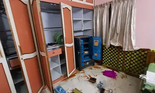 இரும்பு வியாபாரி வீட்டில் 100 பவுன் நகை கொள்ளை