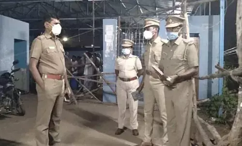 டாஸ்மாக் ஊழியர்களுக்கு கத்திகுத்து - ஒருவர் பலி; ஒருவர் காயம்