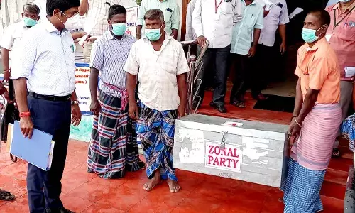 கண்டமங்கலம் ஒன்றியத்திற்கு வாக்கு பெட்டிகள் அனுப்பும் பணி: கலெக்டர் ஆய்வு