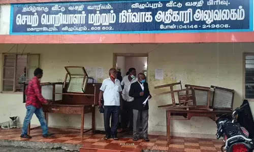 விழுப்புரத்தில் வீட்டு வசதி வாரிய பொருட்கள் ஜப்தி