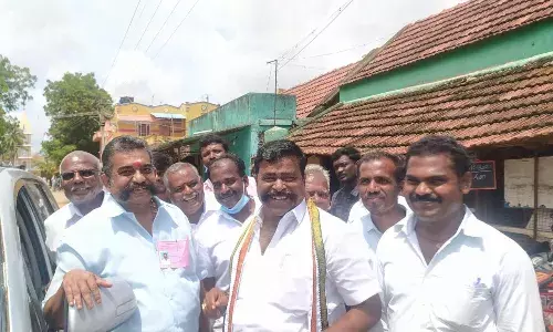 தென்காசி: வாக்குப்பதிவு நடைபெறும் இடங்களில் சட்டமன்ற உறுப்பினர் ஆய்வு