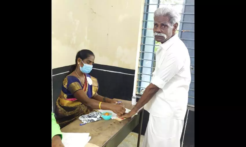 விழுப்புரம் மாவட்டம்: இரண்டாம் கட்ட வாக்குப்பதிவு துவக்கம் விழுப்புரம் மாவட்டம்: இரண்டாம் கட்ட வாக்குப்பதிவு துவக்கம்