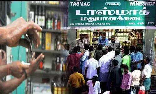 வாக்கு எண்ணிக்கைக்காக 77 மதுக்கடைக்கு பூட்டு : குடிமகன்கள் சோகம் வாக்கு எண்ணிக்கைக்காக 77 மதுக்கடைக்கு பூட்டு : குடிமகன்கள் சோகம்