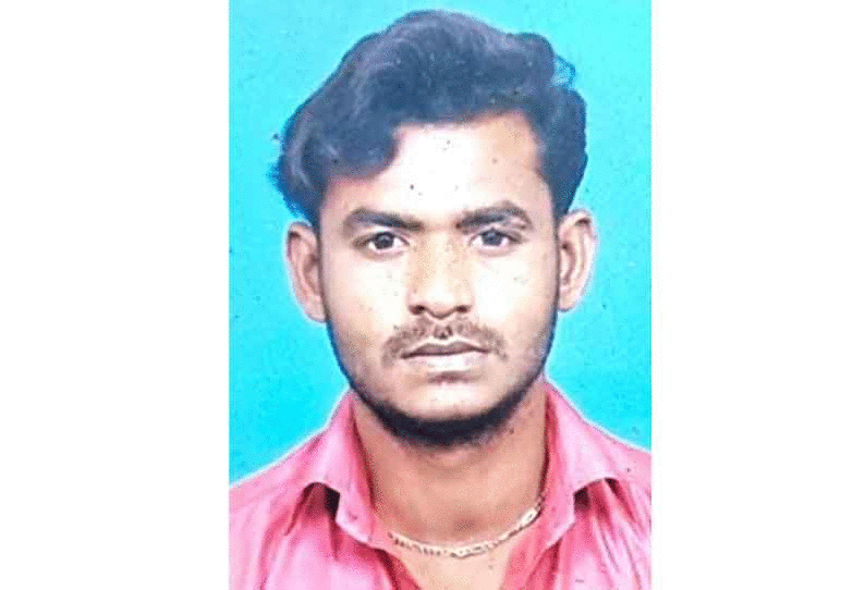 கடன் வாங்கிவிட்டு ஓடிய நண்பனை காட்டிக்கொடுத்ததால் கொலை கடன் வாங்கிவிட்டு ஓடிய நண்பனை காட்டிக்கொடுத்ததால் கொலை