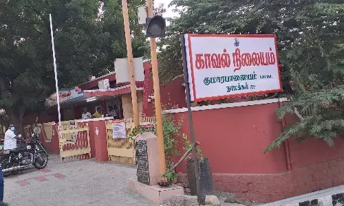 முறைகேடாக மது விற்றதாக இருவர் கைது: 100 மதுபாட்டில்கள் பறிமுதல் முறைகேடாக மது விற்றதாக இருவர் கைது: 100 மதுபாட்டில்கள் பறிமுதல்
