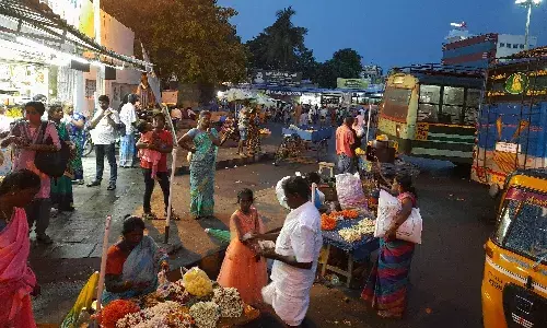 காஞ்சிபுரம் பேருந்து நிலையத்தில் தொடரும்  கொள்ளை: எஸ்.பி ஆபீசில் மனு