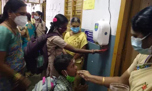 15 நாட்களுக்கு பாடம் இல்லை, ஒரே ஜாலிதான்
