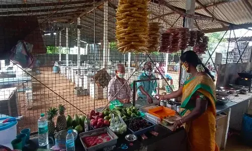 நீண்ட நாட்களுக்கு பிறகு மது பார்கள் திறப்பால் குடிமகன்கள் மகிழ்ச்சி நீண்ட நாட்களுக்கு பிறகு மது பார்கள் திறப்பால் குடிமகன்கள் மகிழ்ச்சி