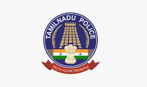 போடியில் வழக்கறிஞர் சாவில் மர்மம்: போலீசார் விசாரணை போடியில் வழக்கறிஞர் சாவில் மர்மம்: போலீசார் விசாரணை