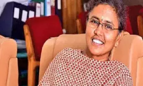 ஐஏஎஸ் அதிகாரிகள் திடீர் மாற்றம்: ஊரகவளர்ச்சித்துறைக்கு அமுதா ஐஏஎஸ்
