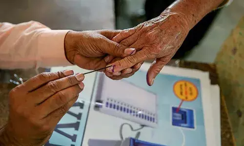வரைவு ஓட்டுச்சாவடி பட்டியல்: அரசியல் கட்சிகளிடம் கருத்து கேட்பு