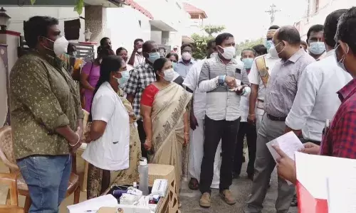 ஈரோட்டில் மீண்டும் அதிகரிக்கும் காய்ச்சல் - முகாம் நடத்தி கலெக்டர் ஆய்வு