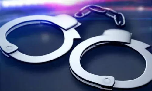 மதுரையில் லாரி திருட்டு: கர்நாடக வாலிபர் கைது