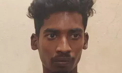 வாணியம்பாடியில் இருசக்கர வாகனம் திருடிய நபர் கைது