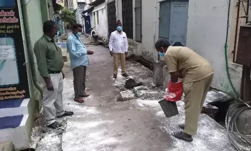 மழைக்காலத்தை ஒட்டி மாஸ் கிளீனிங்: குமாரபாளையம் நகராட்சி சுறுசுறுப்பு
