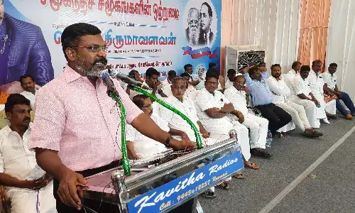 வேளாண் சட்டங்கள் வாபஸ் அரசியல் ஆதாயத்திற்காக எடுத்த முடிவு - திருமாவளவன் வேளாண் சட்டங்கள் வாபஸ் அரசியல் ஆதாயத்திற்காக எடுத்த முடிவு - திருமாவளவன்