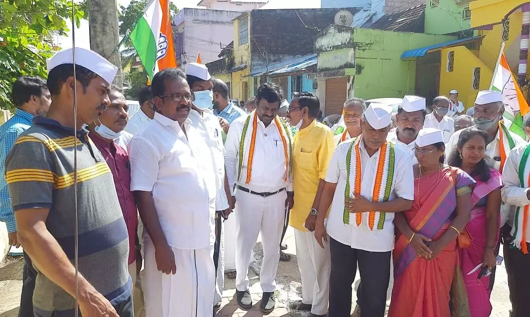 கன்னியாகுமரியில் காங்கிரஸ் கட்சி சார்பில் விழிப்புணர்வு நடைபயணம் கன்னியாகுமரியில் காங்கிரஸ் கட்சி சார்பில் விழிப்புணர்வு நடைபயணம்
