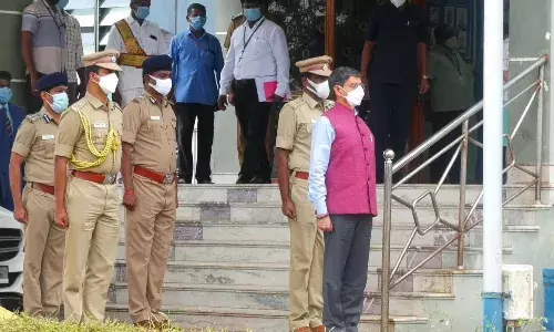 2 நாள் பயணமாக குமரி வந்தார் தமிழக கவர்னர் - பலத்த போலீஸ் பாதுகாப்பு
