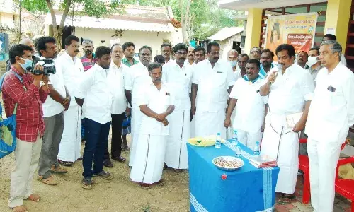 வெளிச்சநத்தம் கிராமத்தில் மருத்துவ முகாம்: தொடங்கிவைத்தார் அமைச்சர்