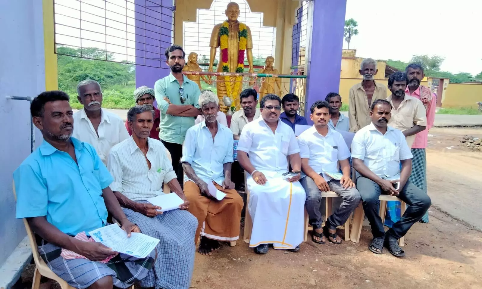 தென்காசியில் பனை தொழிலாளர்களுக்கான தொழிற்சாலை ஆலோசனை கூட்டம் தென்காசியில் பனை தொழிலாளர்களுக்கான தொழிற்சாலை ஆலோசனை கூட்டம்
