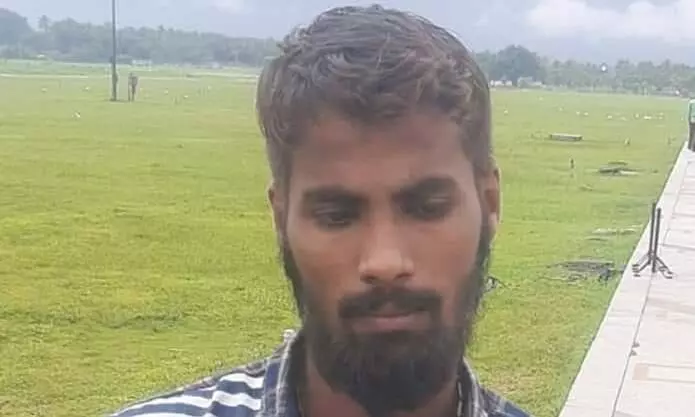 பாலாற்றில் நீரில் முழுகி மாயமான இளைஞர் 3 நாட்களுக்கு பிறகு சடலமாக மீட்பு. பாலாற்றில் நீரில் முழுகி மாயமான இளைஞர் 3 நாட்களுக்கு பிறகு சடலமாக மீட்பு.