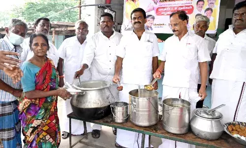 உதயநிதி ஸ்டாலின் பிறந்த நாள் விழா: நலத்திட்ட உதவி வழங்கல்
