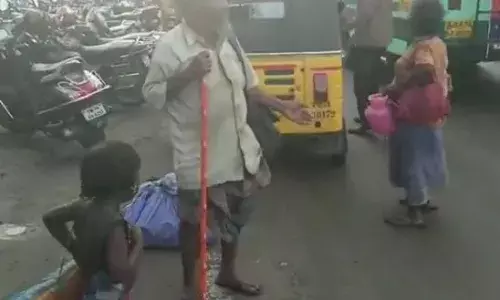 பஸ்சில் இருந்து இறக்கிவிடப்பட்ட குடும்பம்: குமரியில் இன்னொரு கொடுமை