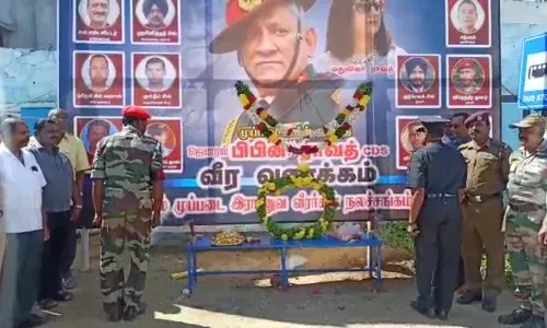 சூளகிரியில்  முப்படை தளபதிக்கு முன்னாள் ராணுவ வீரர்கள் மலரஞ்சலி