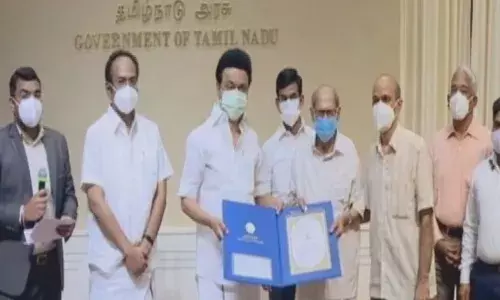 பாரதி நினைவு நூற்றாண்டு விருது, தலா ரூ. 3 லட்சம் வழங்கிய முதலமைச்சர்