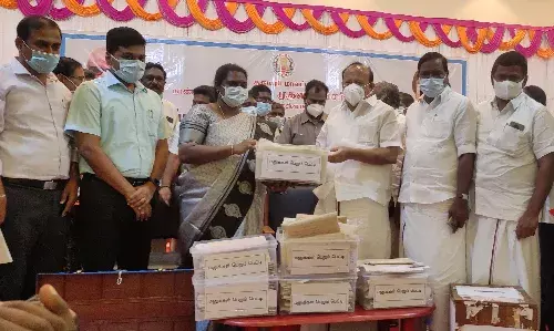 பாப்பிரெட்டிப்பட்டி, அரூர் தாலூகா  சிறப்பு குறைத்தீர் முகாமில் 10 ஆயிரம் மனுக்கள் பாப்பிரெட்டிப்பட்டி, அரூர் தாலூகா  சிறப்பு குறைத்தீர் முகாமில் 10 ஆயிரம் மனுக்கள்