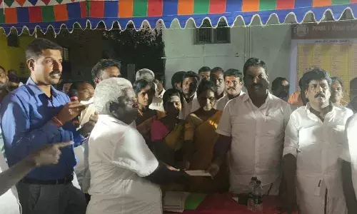 உளுந்தூர்பேட்டையில் பிரதம மந்திரி வீடுகட்டும் திட்டத்தில் பணி ஆணை வழங்கல் உளுந்தூர்பேட்டையில் பிரதம மந்திரி வீடுகட்டும் திட்டத்தில் பணி ஆணை வழங்கல்